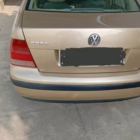 Volkswagen Bora 2002