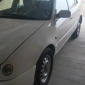 Toyota Corolla 1999