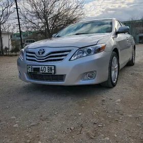 Toyota Camry 2011
