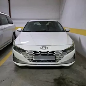 Hyundai Elantra 2021