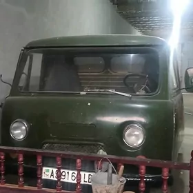 UAZ 469 1980