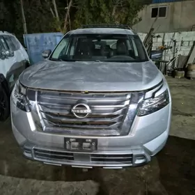 Nissan Pathfinder 2022