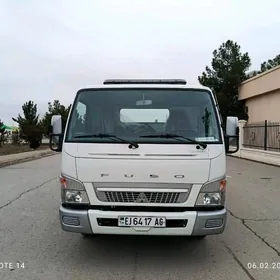 Mitsubishi Canter 2025