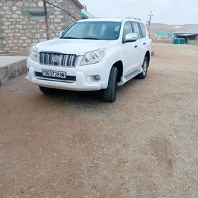 Toyota Land Cruiser Prado 2011