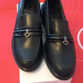 Туфли новые 40 р