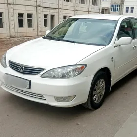Toyota Camry 2003