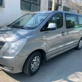 Hyundai H-1 2011