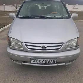 Toyota Sienna 2002
