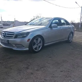 Mercedes-Benz C300 2010