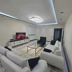 10 Mkr 4/4 4 Kom 96 m²