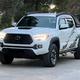 Toyota Tacoma 2024