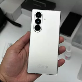 Samsung Z fold 7 12/256gb