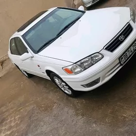 Toyota Camry 2001
