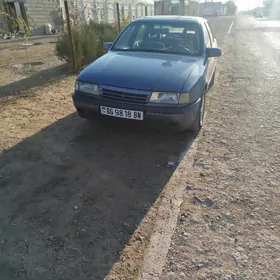 Opel Vectra 1989