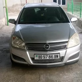 Opel Astra 2008
