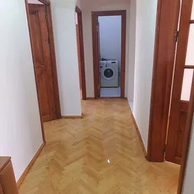 От хозяина.  мир 1   3комн