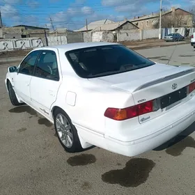 Toyota Camry 1998