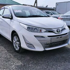 Toyota Yaris 2020