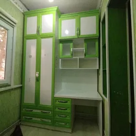 Полка-гаонитур для занятий