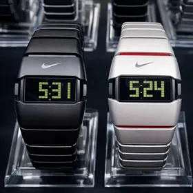 Nike spartiwni sagat 