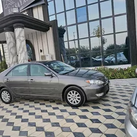Toyota Camry 2003