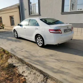 Toyota Camry 2010