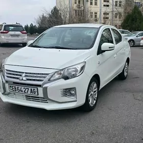 Mitsubishi Attrage 2022