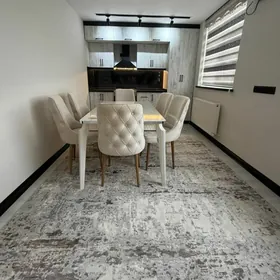 10 MKR 4x3 KOMNAT 92m2