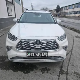 Toyota Highlander 2024