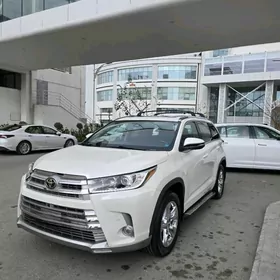 Toyota Highlander 2019