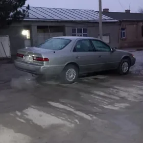 Toyota Camry 1998