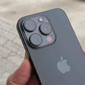 iPhone 15pro 90% 256gb