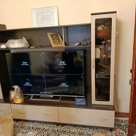 Полки под телевизор.Polka tv