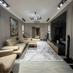 Гаудан W 3 ком 2 этаж Айтакова