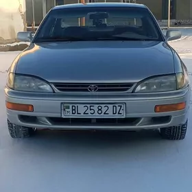 Toyota Camry 1993