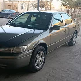 Toyota Camry 1998