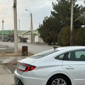 Hyundai Sonata 2020
