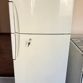 Холодильник HITACHI