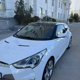 Hyundai Veloster 2013