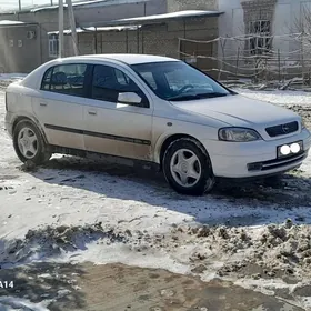Opel Astra 2003