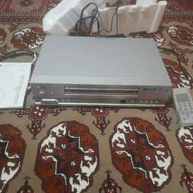 Видеомагнитофон