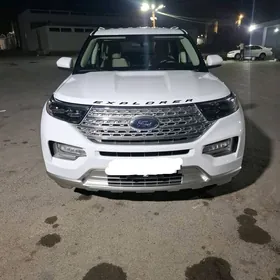 Ford Explorer 2022