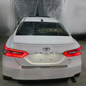 Toyota Camry 2023