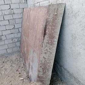 Ahyr, karyta, pacak demir list