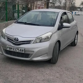 Toyota Yaris 2012