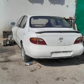 Hyundai Elantra 1997