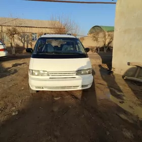 Toyota Previa 1995