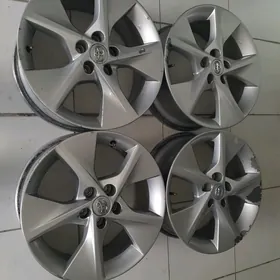 2014 Camry 18 lik disga.