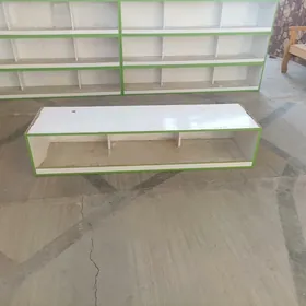 Magazin uchin polkalar