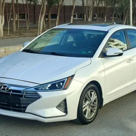 Hyundai Elantra 2020